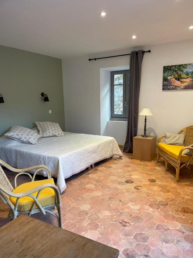 Bed and Breakfast La Secrete Вогюэ Экстерьер фото